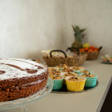 B&B Arco Dei Sogni เชลาโน ภายนอก รูปภาพ
