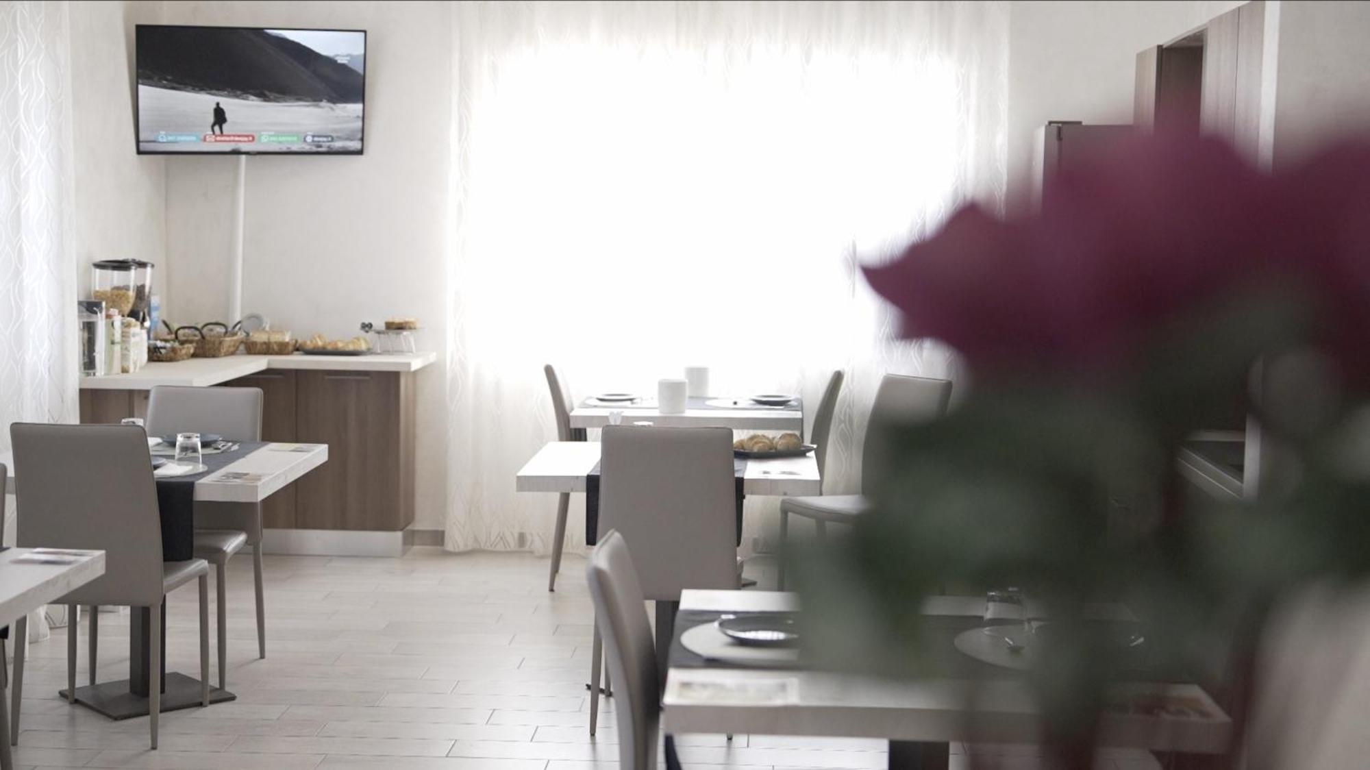 B&B Arco Dei Sogni เชลาโน ภายนอก รูปภาพ